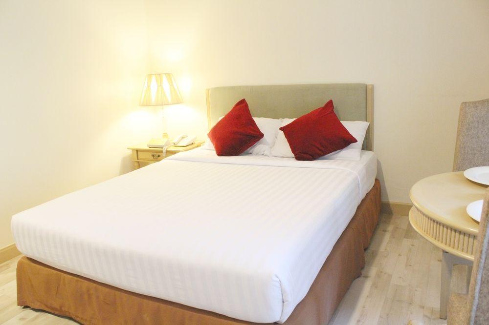 Romance Hotel Bangna Bangkok Eksteriør billede