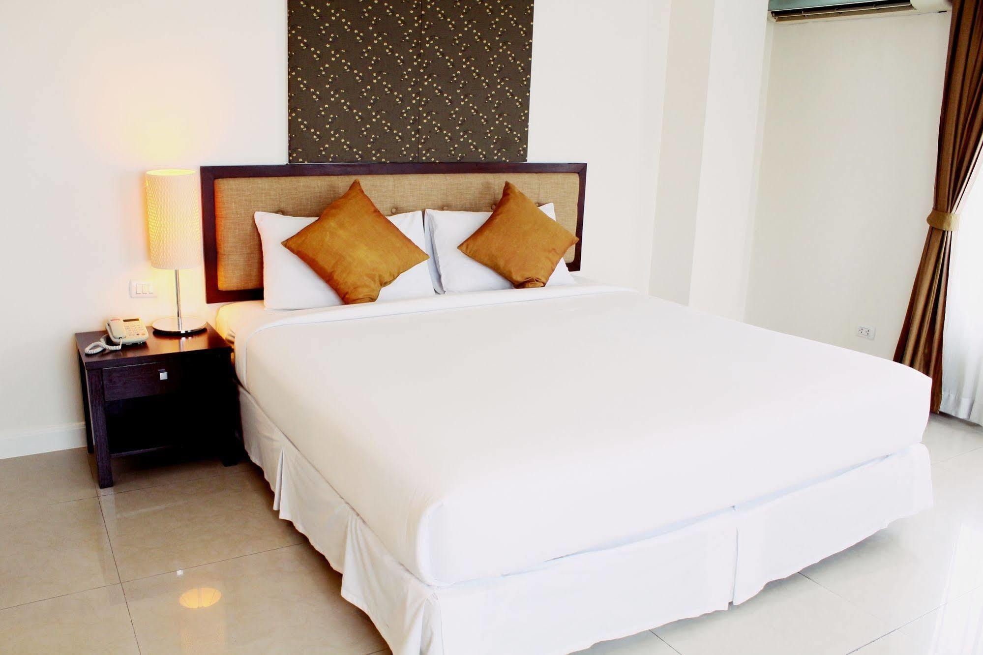 Romance Hotel Bangna Bangkok Eksteriør billede